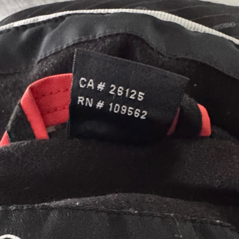 Sunice Men's Light Gray Performance Jacket - image 6